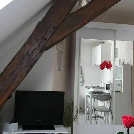 La Cascade Et Des Halles Appartement